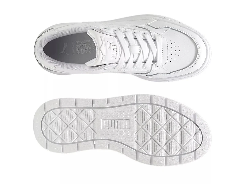 Karmen II Idol Platform Sneaker