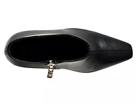 Molly Bootie