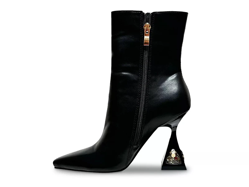 Molly Bootie