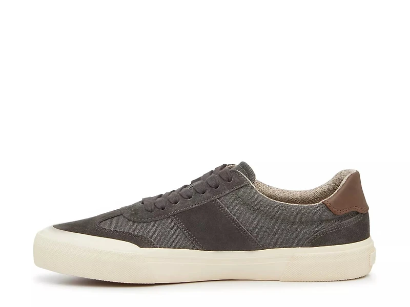 Jaiyson Sneaker