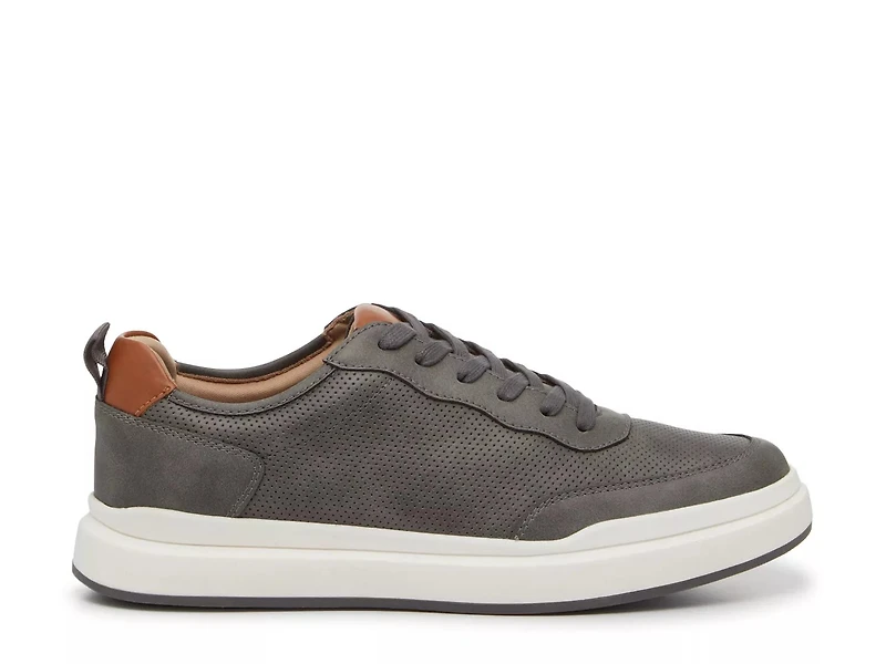 Tahjj Sneaker - Men's
