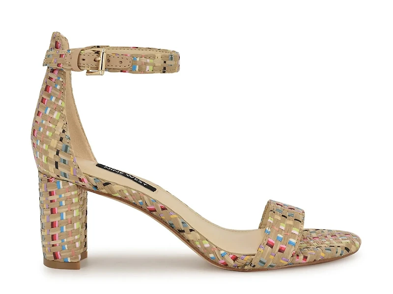 Pruce Sandal