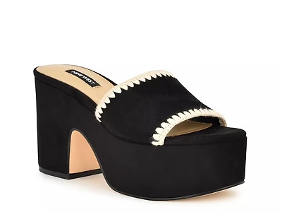 Yickie Platform Sandal