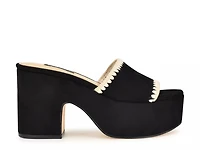 Yickie Platform Sandal