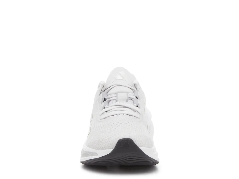 Questar 3 Running Shoe