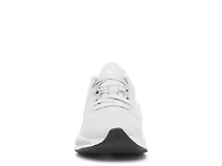 Questar 3 Running Shoe