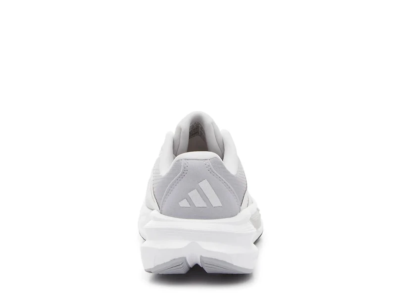 Questar 3 Running Shoe