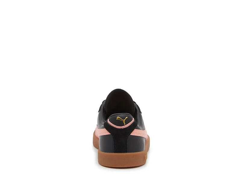 Club II Era Sneaker