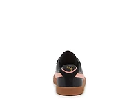 Club II Era Sneaker