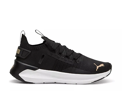 Softride Symmetry Fuzion Sneaker