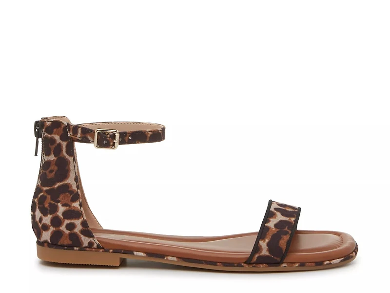 Nymie Sandal