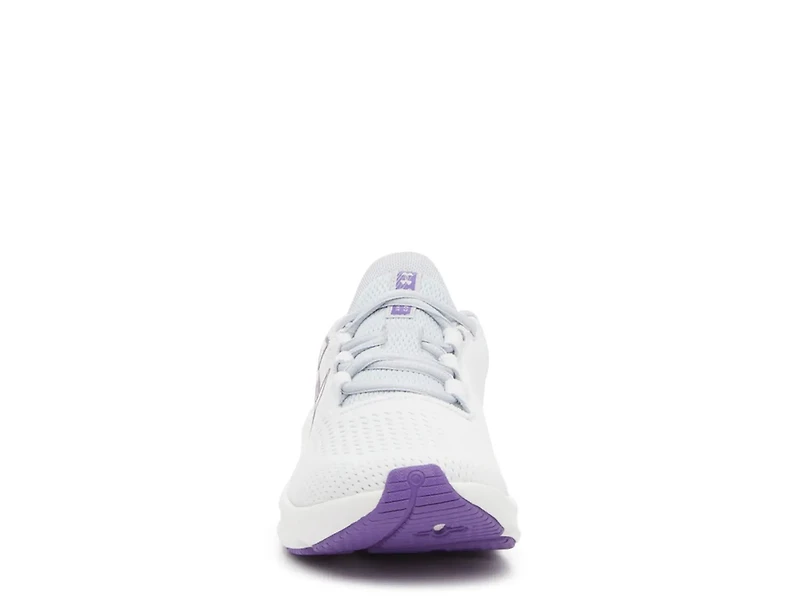 Pursuit 3 Running Shoe