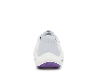 Pursuit 3 Running Shoe
