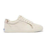 Pursuit Sneaker
