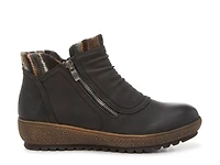 Tracie Bootie