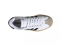 VL Court Bold Platform Sneaker
