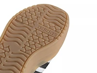 VL Court Bold Platform Sneaker