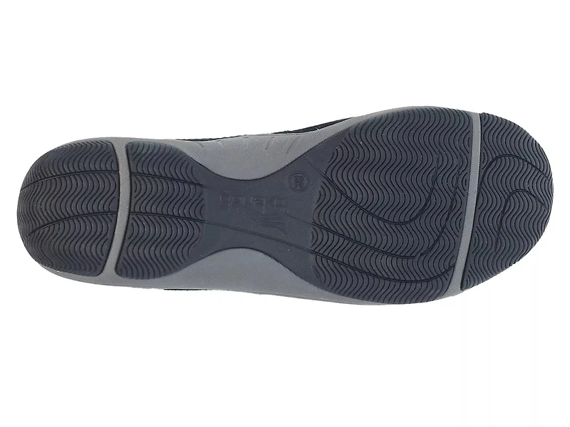 Harlyn Sneaker