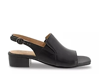 Nila Sandal