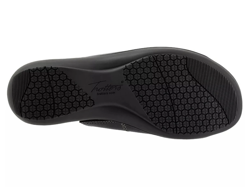 Ruthie Sandal