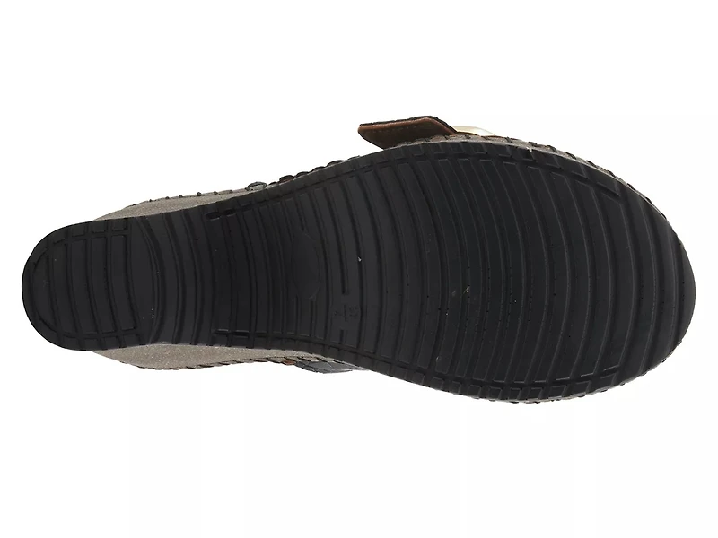 Nienna Wedge Slip-On