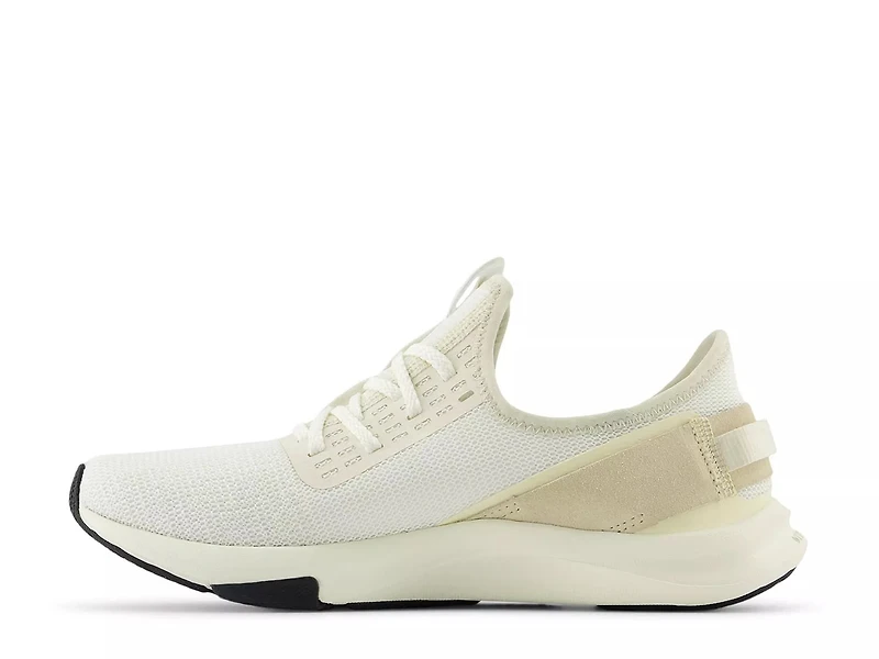 DynaSoft Nergize v2 Sneaker - Women's