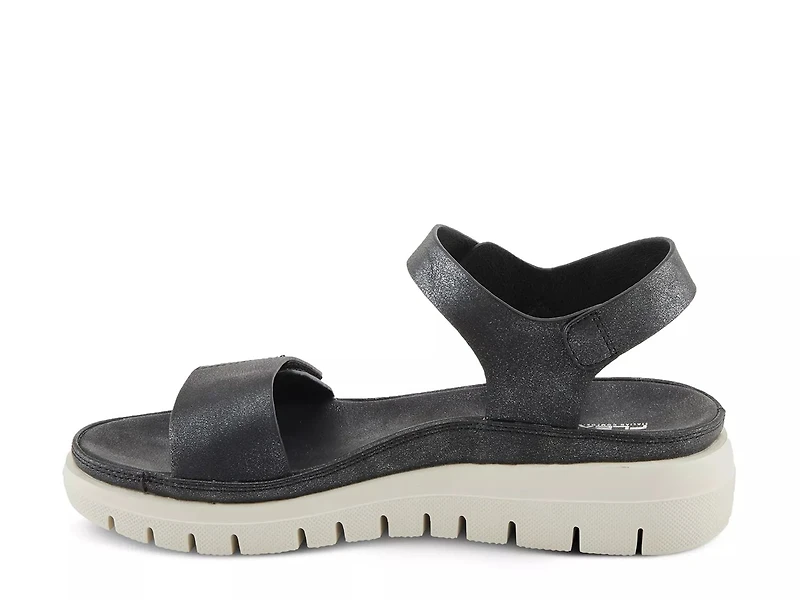 Shinzon Wedge Sandal