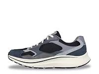 GO Run Consistent 2.0 Retro Runner V1 Sneaker