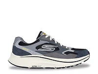 GO Run Consistent 2.0 Retro Runner V1 Sneaker
