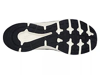 GO Run Consistent 2.0 Retro Runner V1 Sneaker