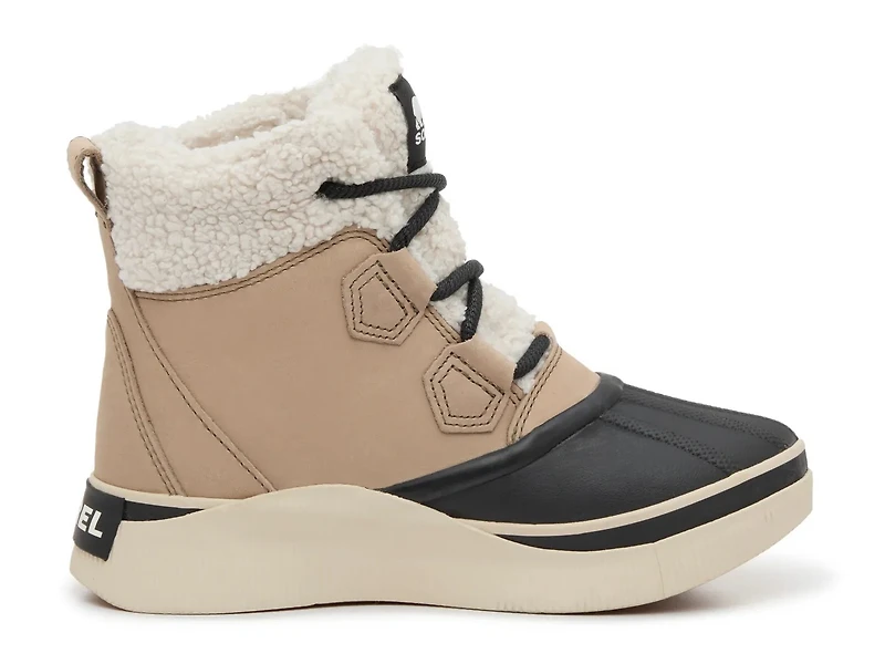 Out N About IV Classic Waterproof Duck Boot