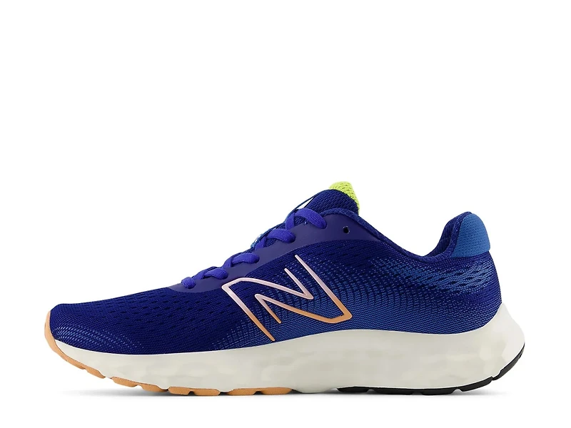 520 v8 Running Shoe - Women's