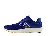 520 v8 Running Shoe - Women's
