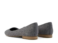 Briella Flat