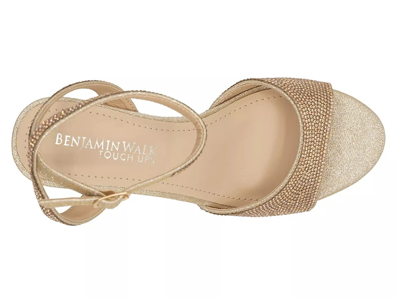 Moxie Wedge Sandal