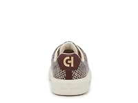 Traveler Sneaker