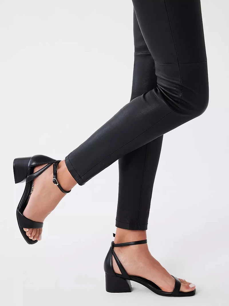 Mia Sandal