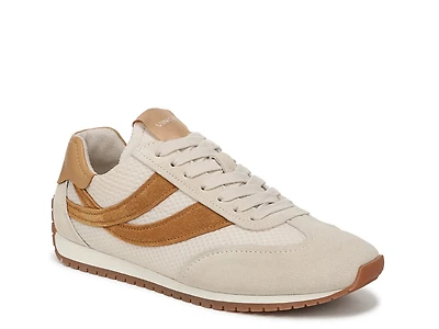 Oasis Runner Sneaker
