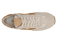 Oasis Runner Sneaker