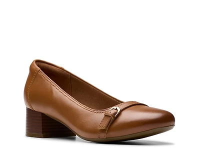 Marilyn Nora Pump