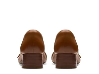 Marilyn Nora Pump