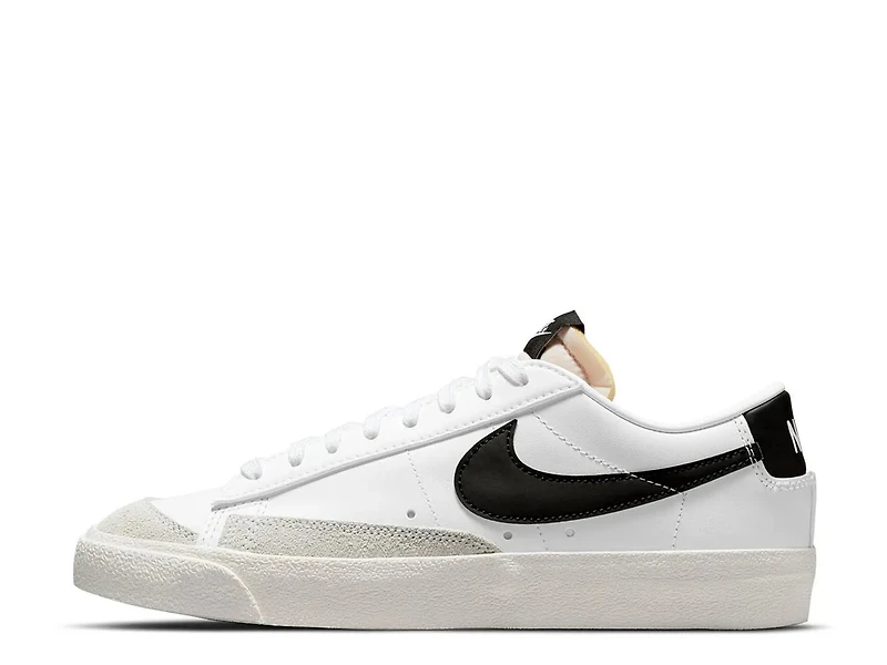 Blazer '77 Sneaker - Women's