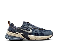 V2K Run 2 Sneaker