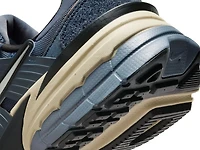 V2K Run 2 Sneaker
