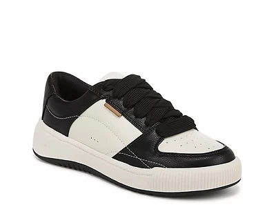 Ollie Sneaker