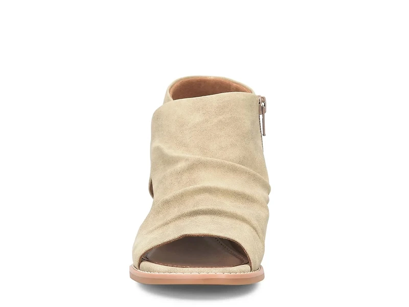 Carlen Sandal