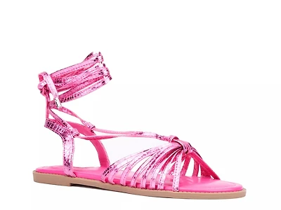 Daria Sandal