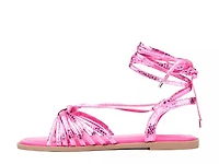 Daria Sandal