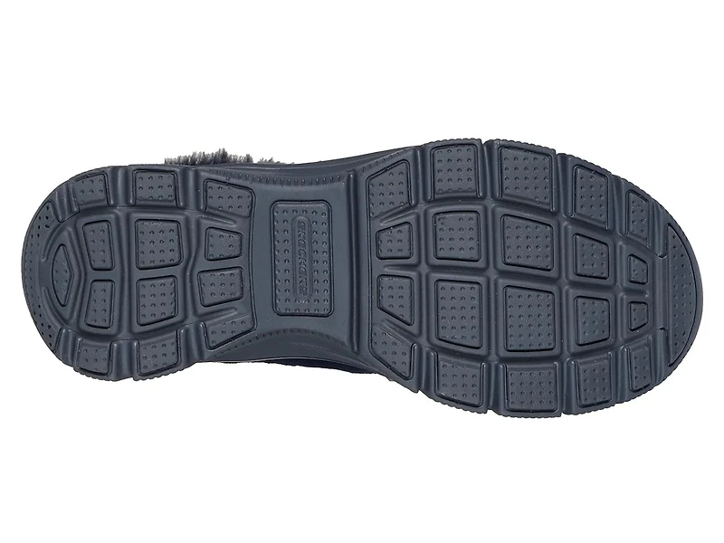 Martha Stewart Skechers Relaxed Fit Easy Going Darling Puffer Bootie