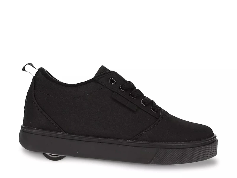 Pro 20 Triple Skate Shoe